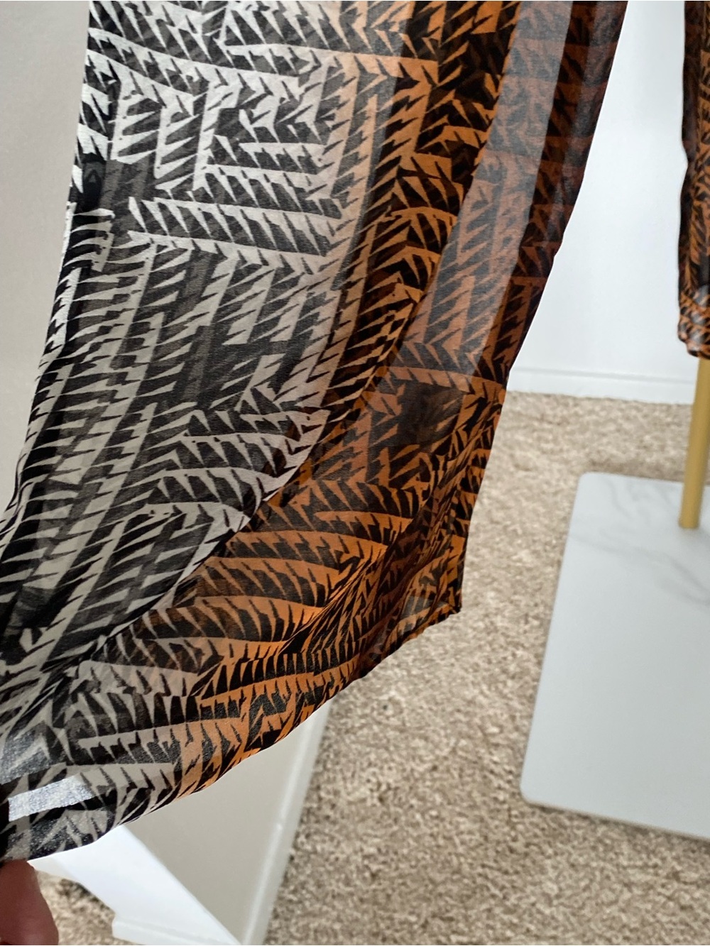 Bebe Sheer Printed Chiffon Overlay Pants with Built-In Shorts Size 2 - Picture 5 of 13
